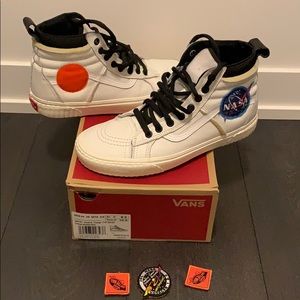 Vans X NASA SK8-Hi - space voyager